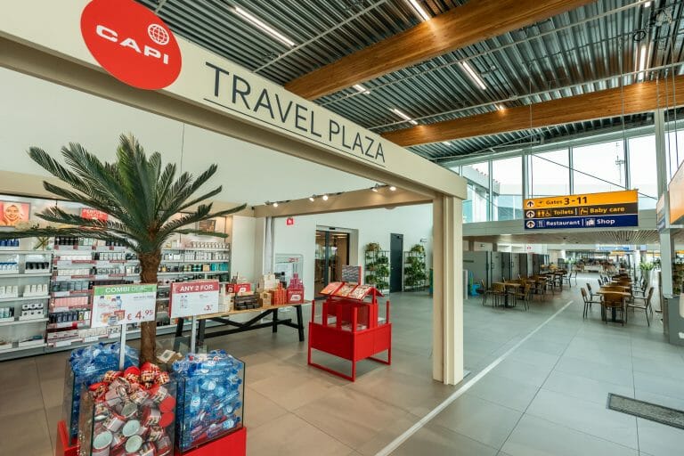 Meer ruimte voor passagiers in onze vertrekhal Rotterdam The Hague Airport